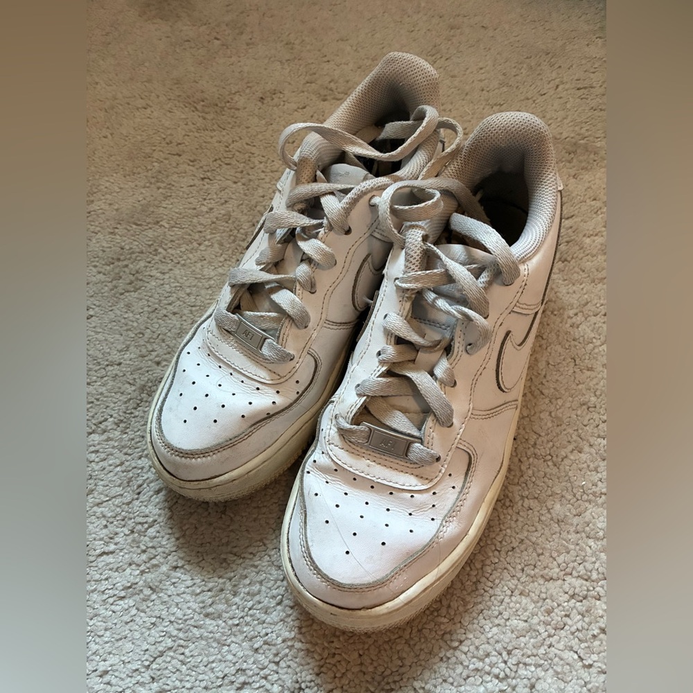 NIKE Air Force 1’s